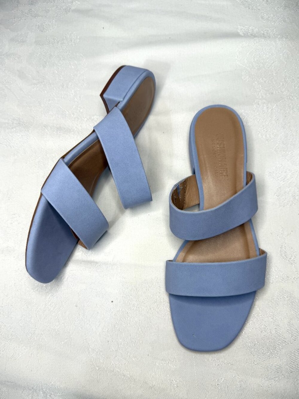 Cushionaire Memory Foam 2 Strap Flat Light Blue Nolita Sandal Size Women's 8.5